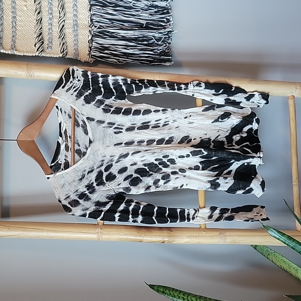 Graham & Spencer 100% Merino Wool Stretch top